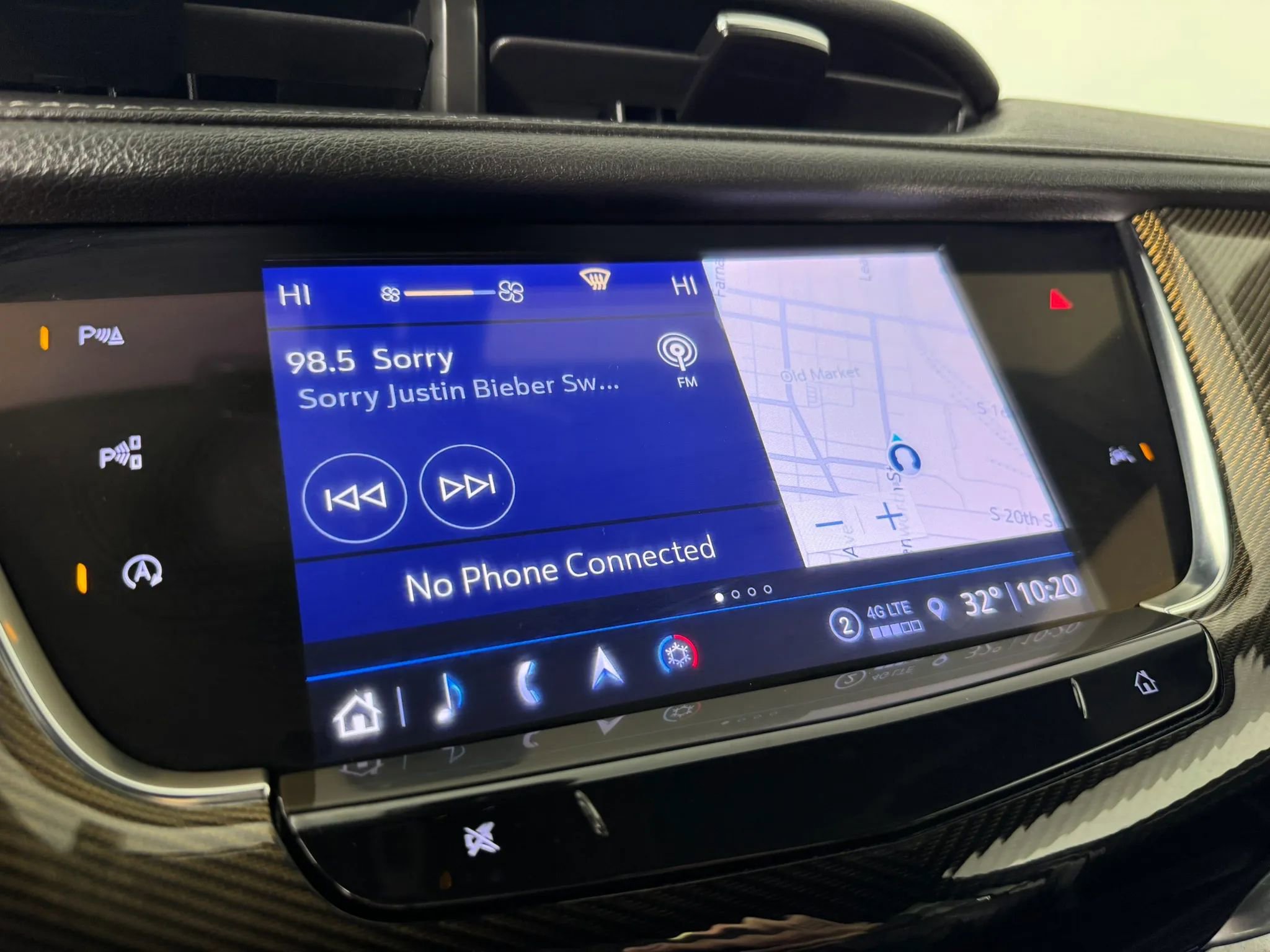 Used 2023 Cadillac XT6 Sport w/ Platinum Package AWD/4WD image 21