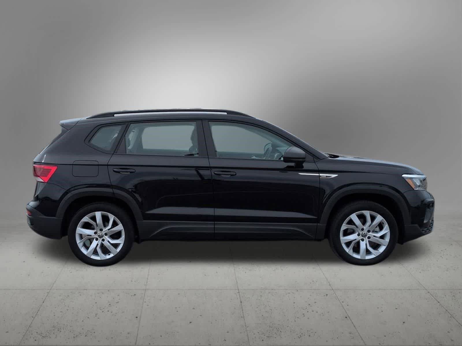 Used 2023 Volkswagen Taos S w/ Driver Assistance Package AWD/4WD image 7