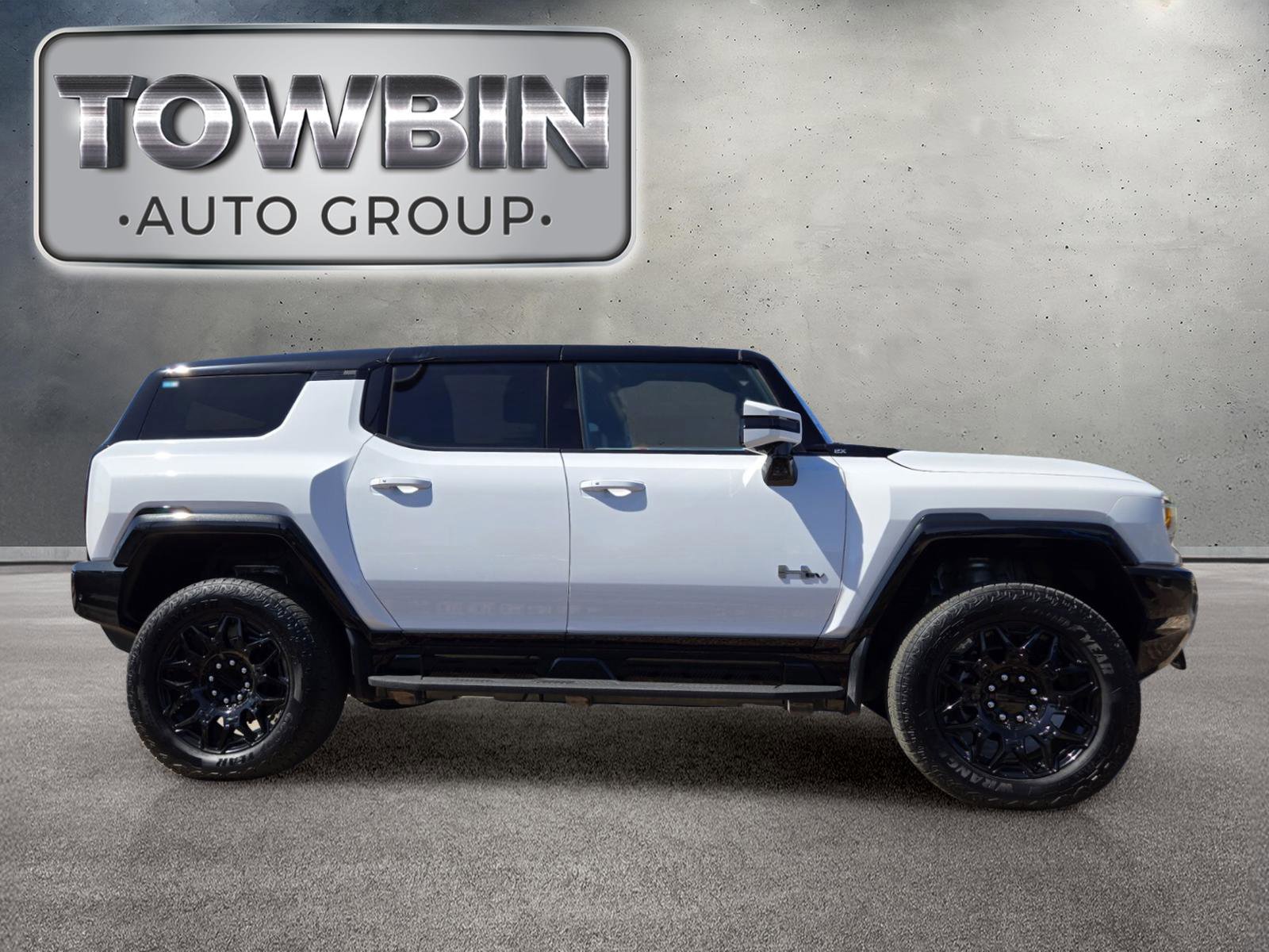Used 2025 GMC Hummer EV 2X AWD/4WD image 3