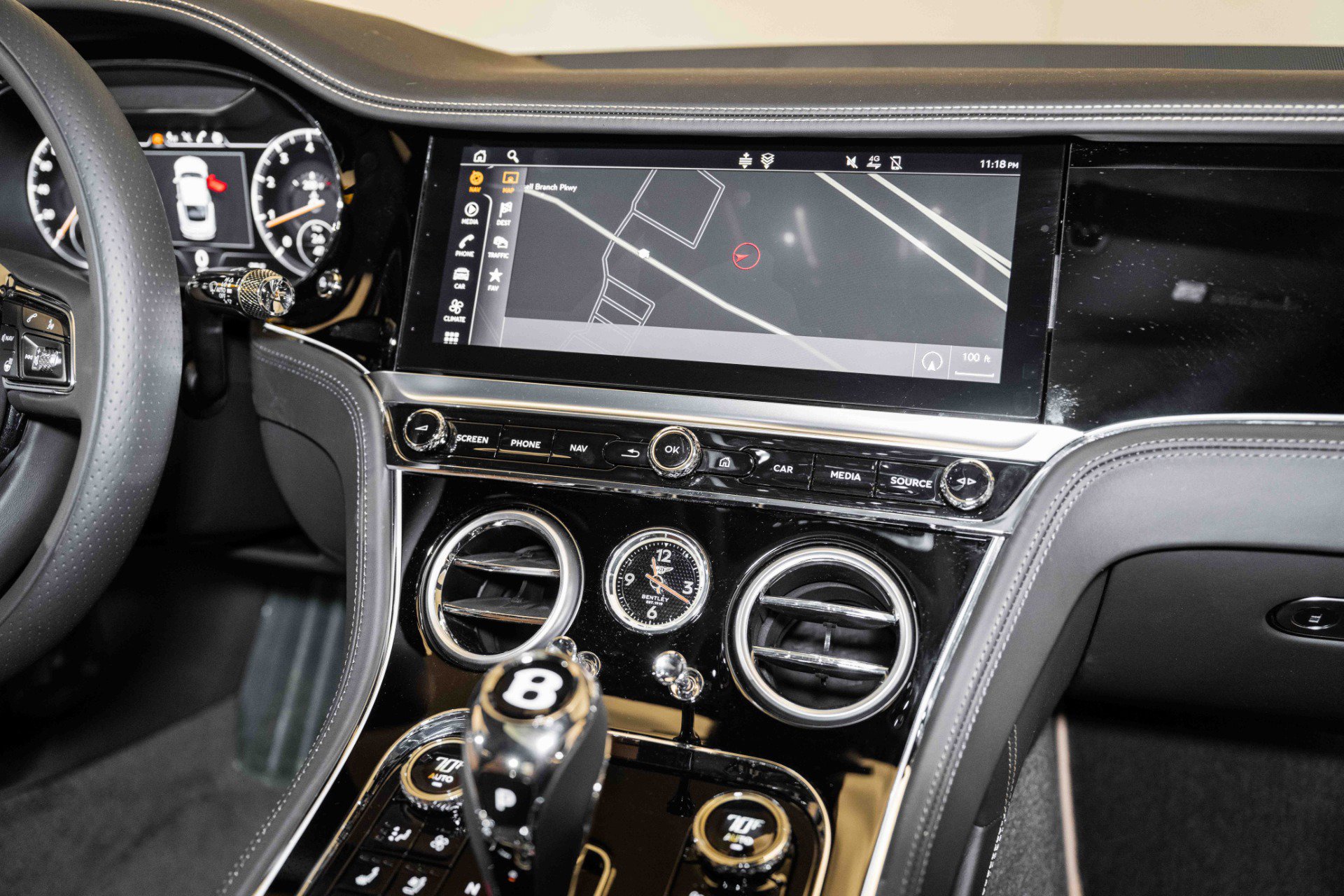 Certified 2024 Bentley Continental GT V8 AWD/4WD image 27