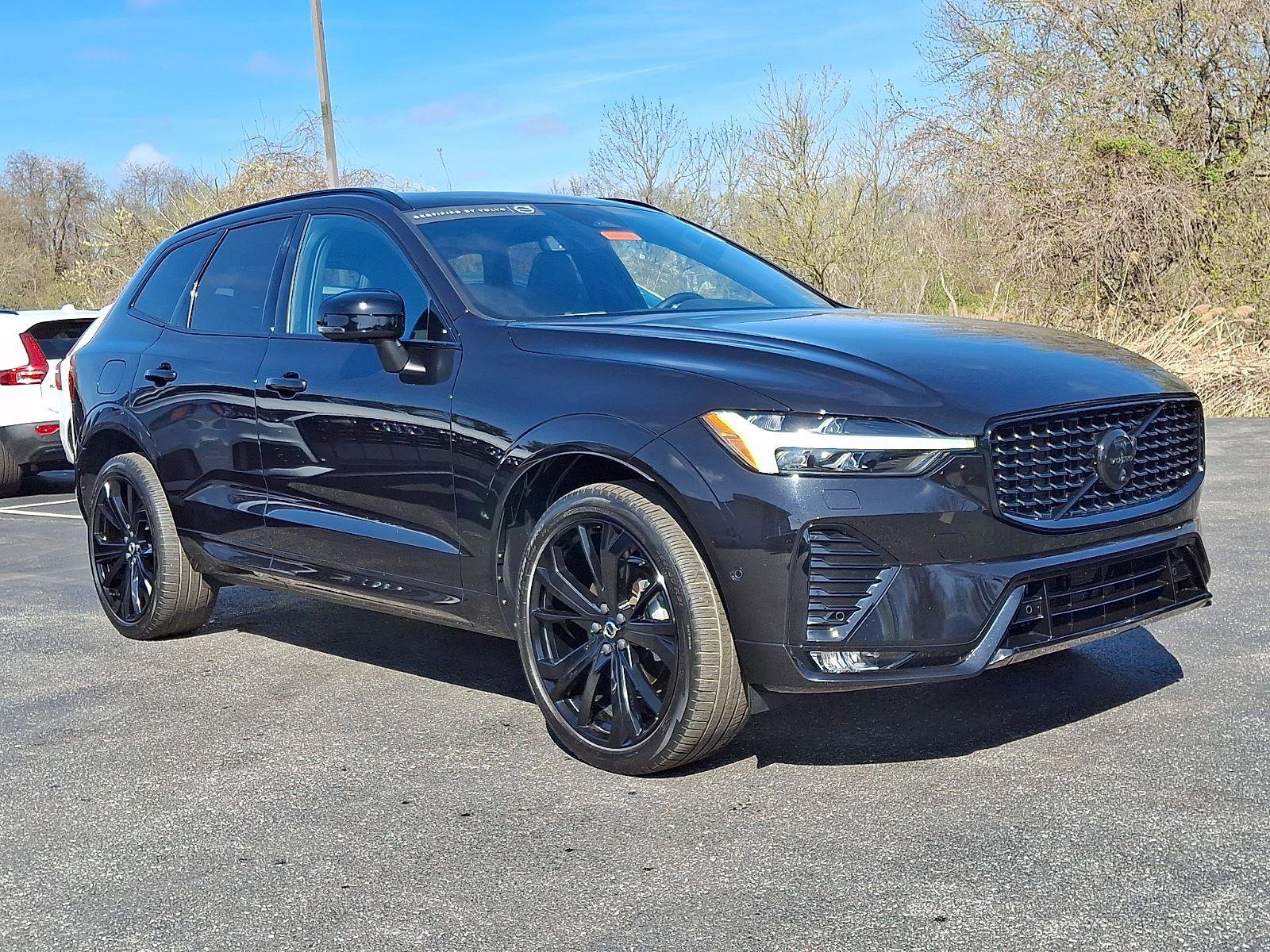 Certified 2024 Volvo XC60 B5 Ultimate w/ Climate Package AWD/4WD image 1