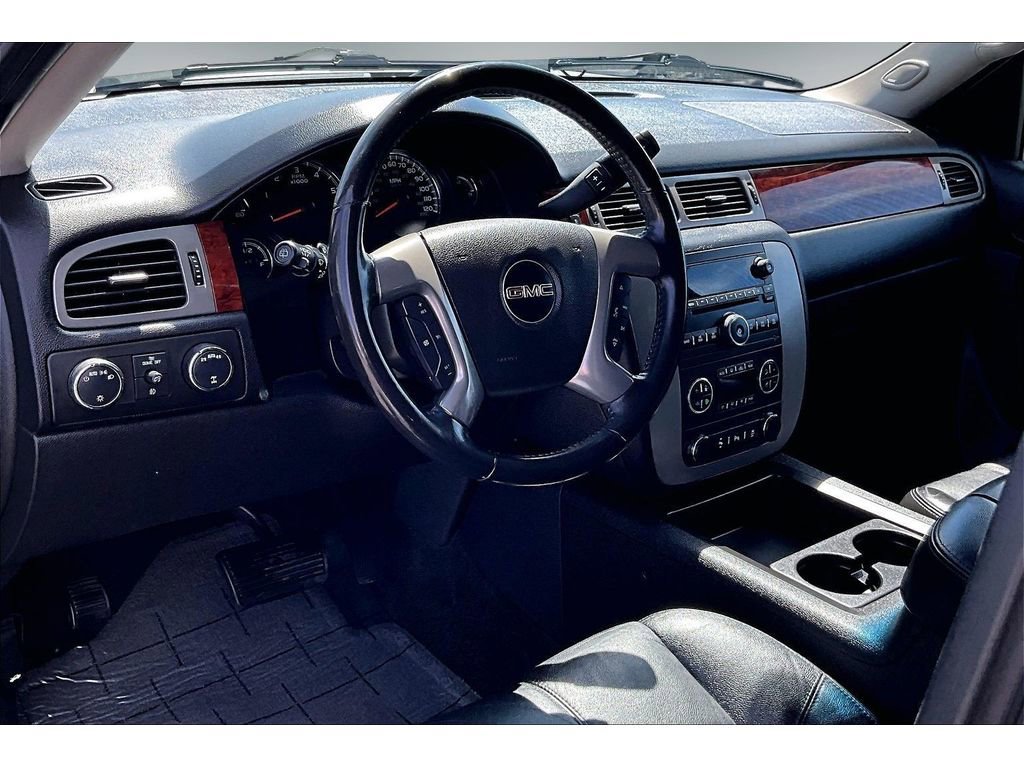 Used 2013 GMC Yukon XL SLT AWD/4WD image 14