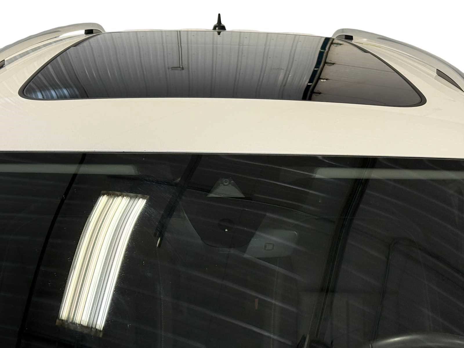 Certified 2023 Volkswagen Tiguan SE FWD image 15