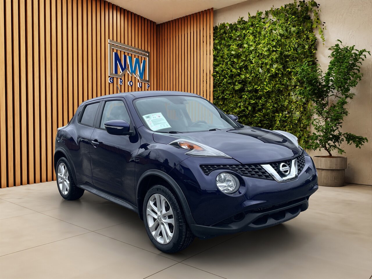 Used 2015 Nissan Juke SV