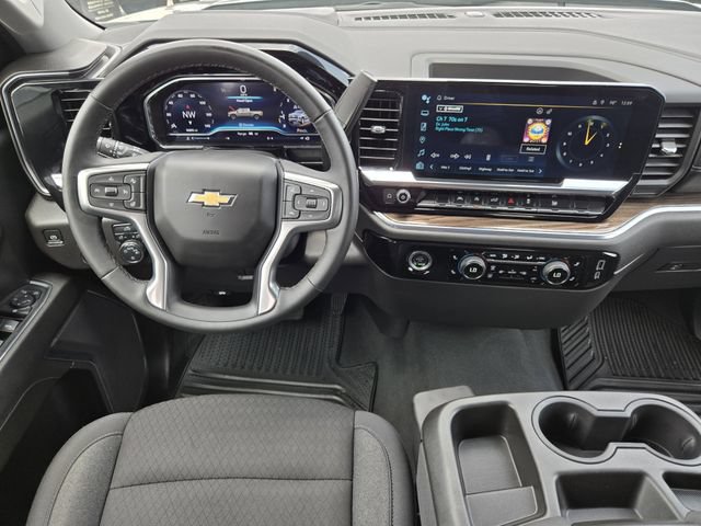 Used 2024 Chevrolet Silverado 1500 LT AWD/4WD image 26