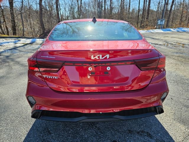 Used 2024 Kia Forte LXS FWD image 6