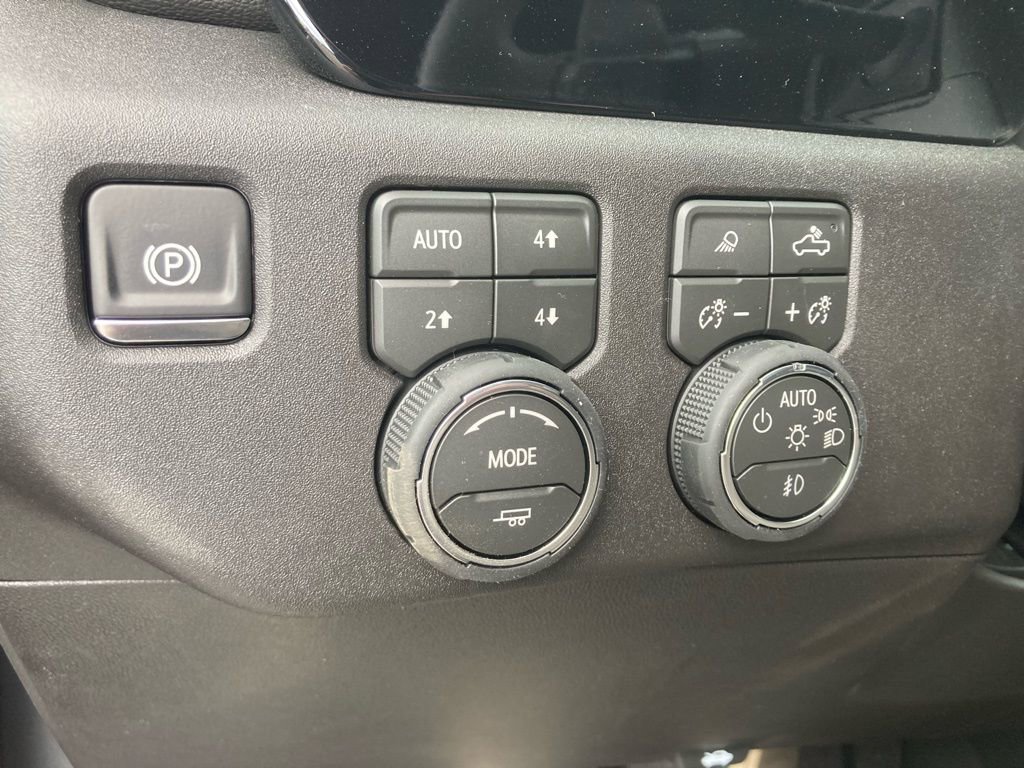 New 2026 Chevrolet Silverado 1500 LTZ w/ LTZ Premium Package image 10