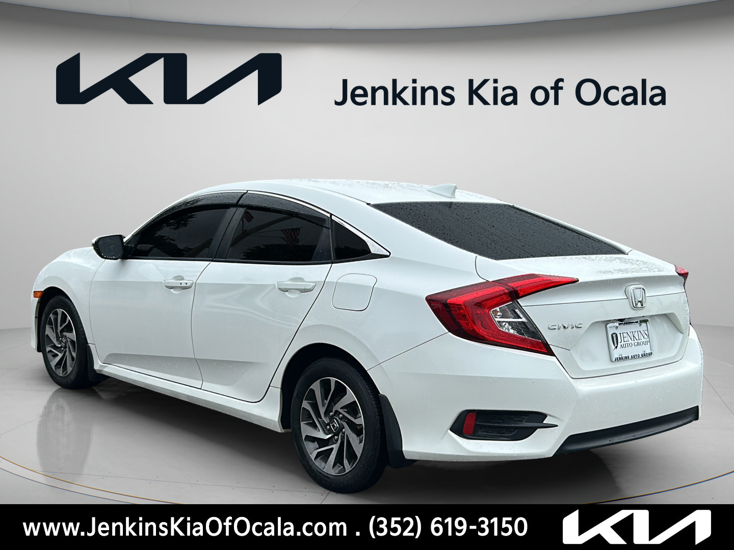 Used 2018 Honda Civic EX image 6