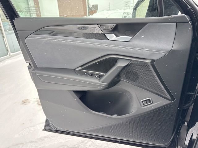 New 2026 Volkswagen Tiguan SE R-Line image 13