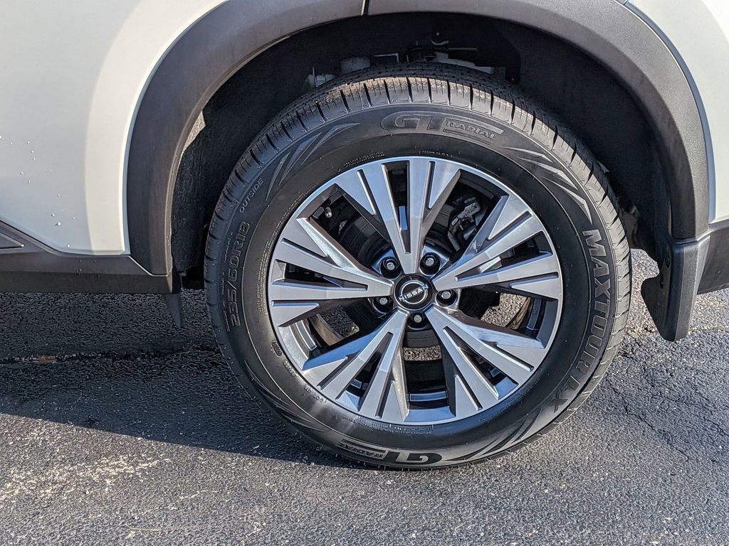 Used 2022 Nissan Rogue SV image 22