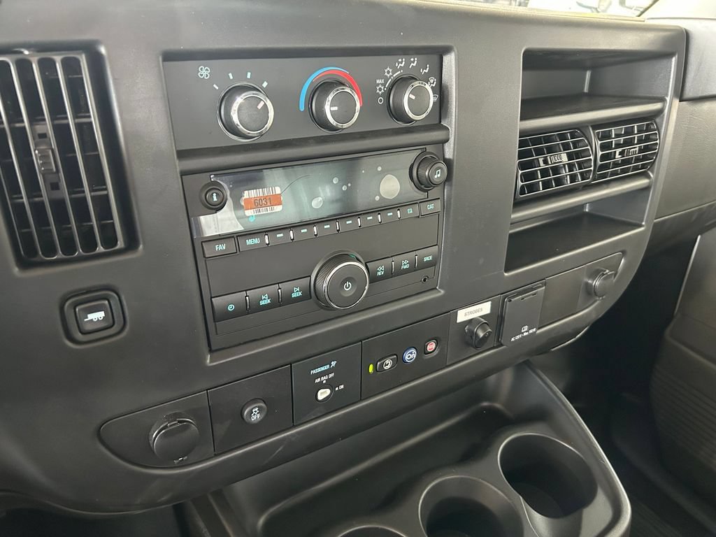New 2026 Chevrolet Express 3500 w/ Power Convenience Package RWD image 21