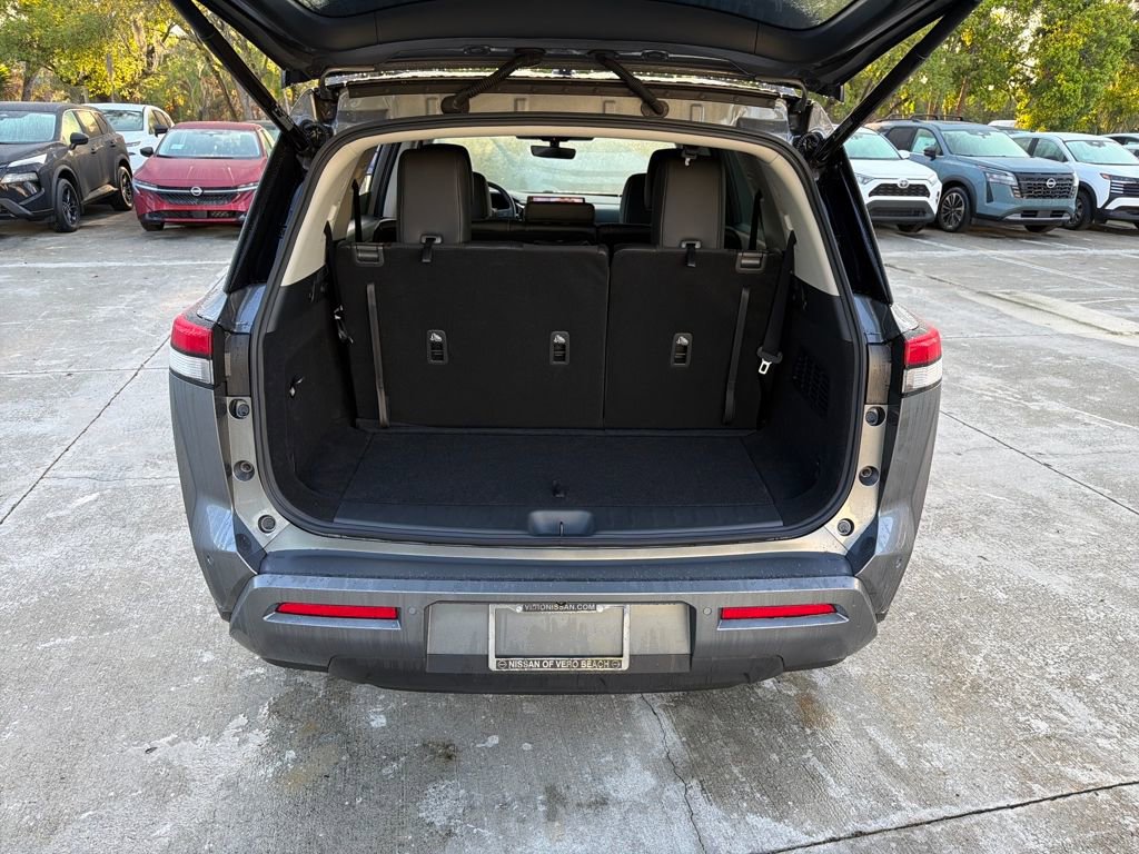 New 2026 Nissan Pathfinder SL image 31