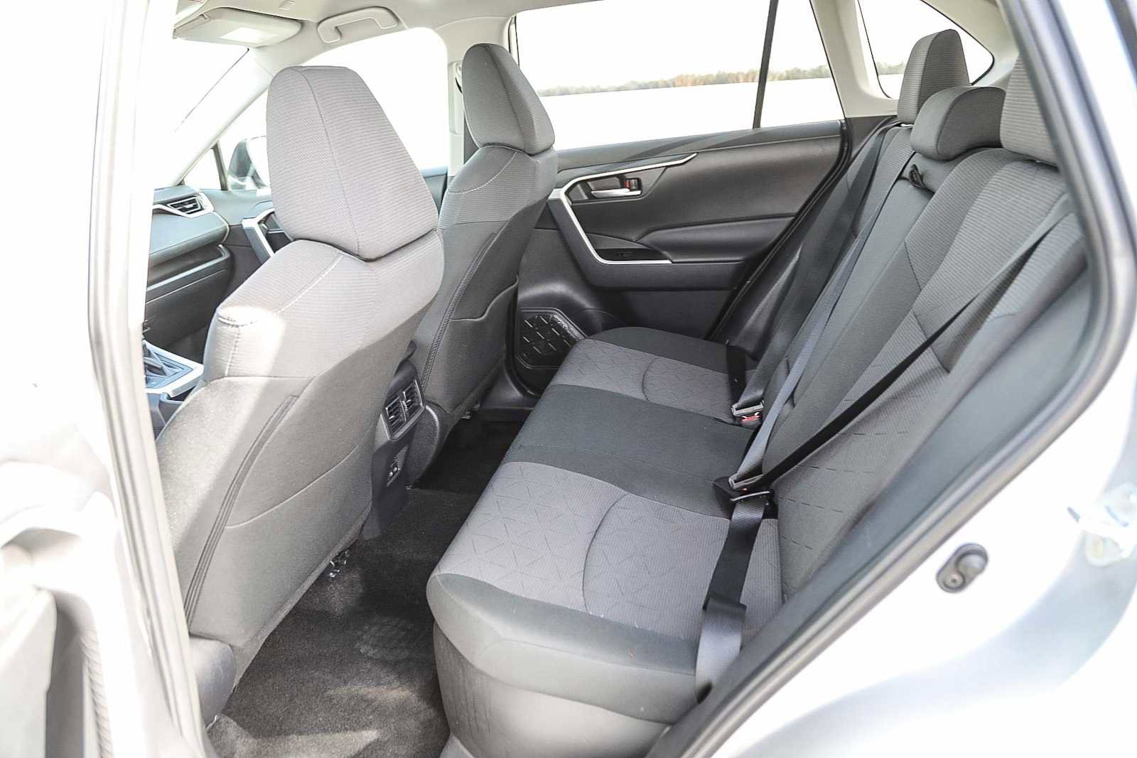 Certified 2025 Toyota RAV4 XLE image 19