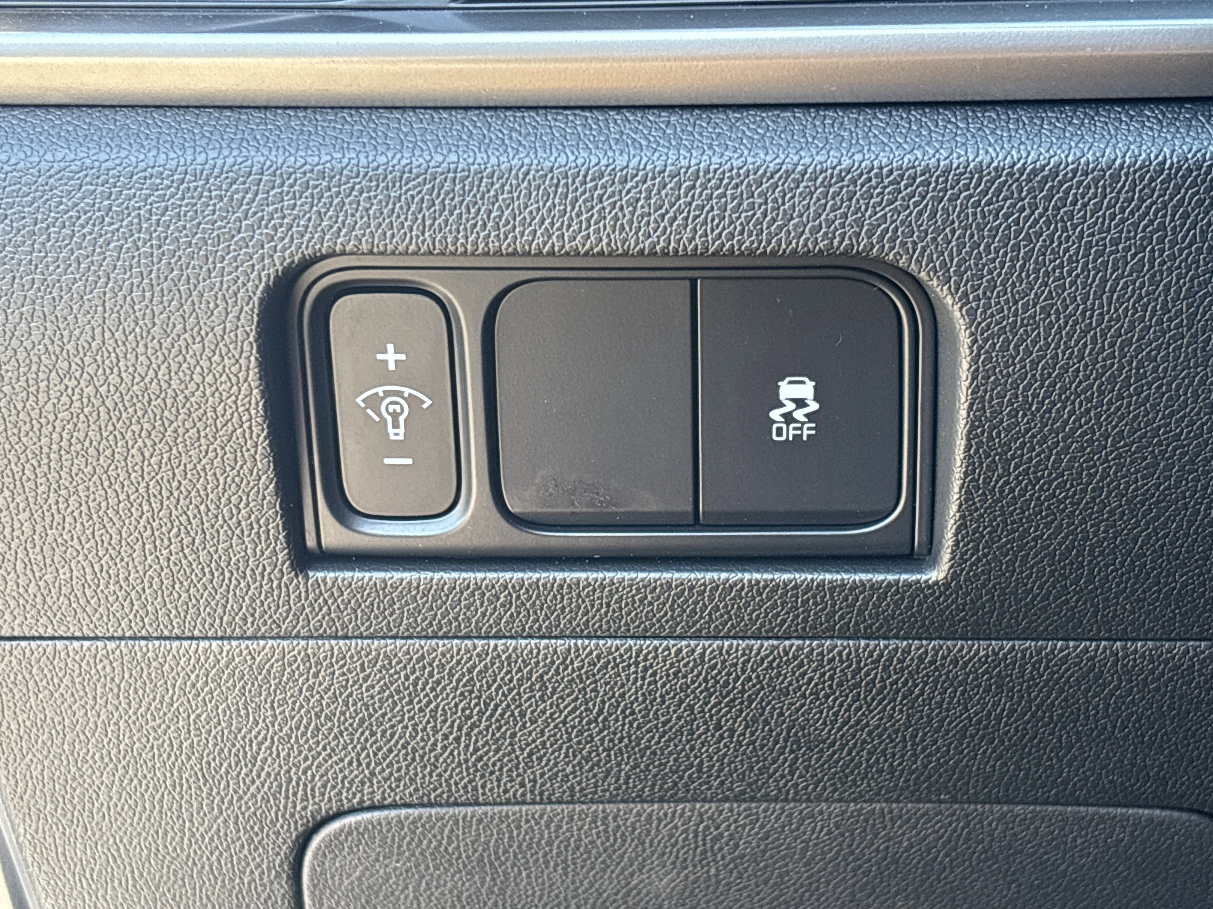 Certified 2024 Kia Sorento S FWD image 30