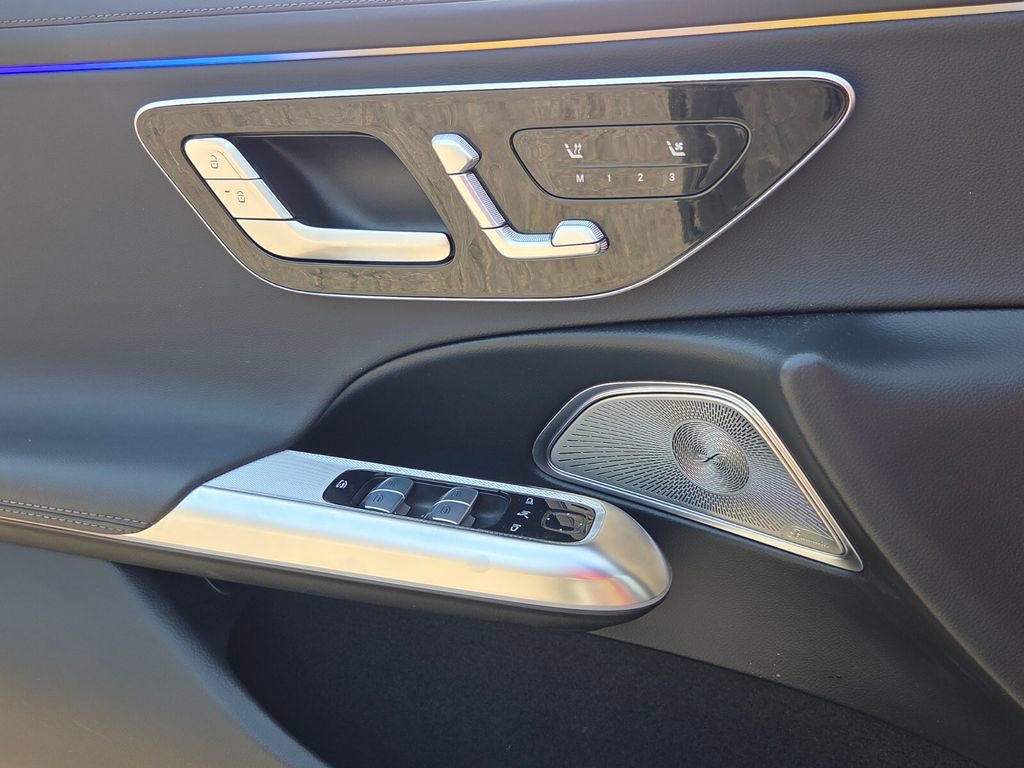 Used 2025 Mercedes-Benz E 350 4MATIC Sedan w/ Driver Assistance Package image 27