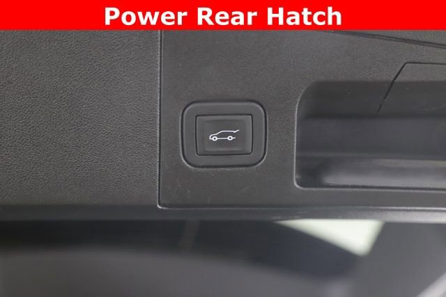 Used 2025 Cadillac XT5 Sportv image 30