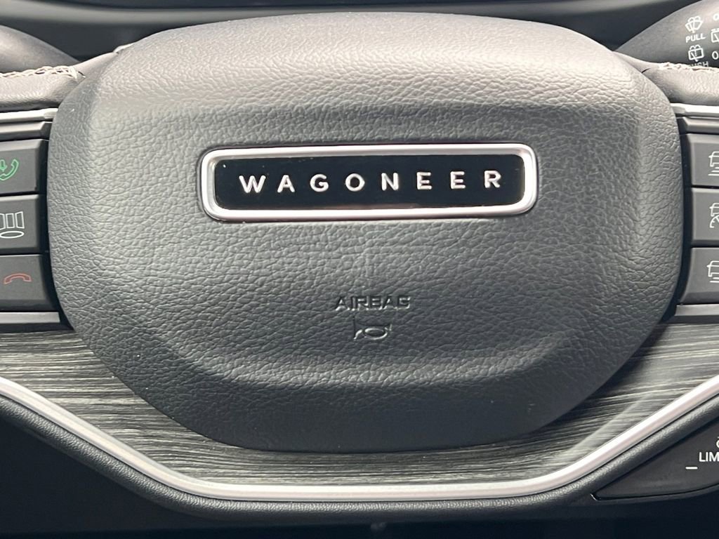 Used 2024 Jeep Wagoneer Series II w/ Flexible Seating Group RWD image 5