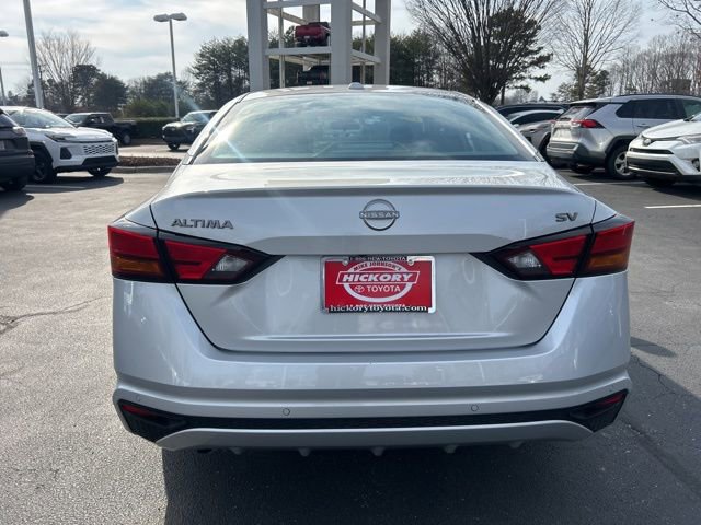 Used 2024 Nissan Altima 2.5 SV image 6