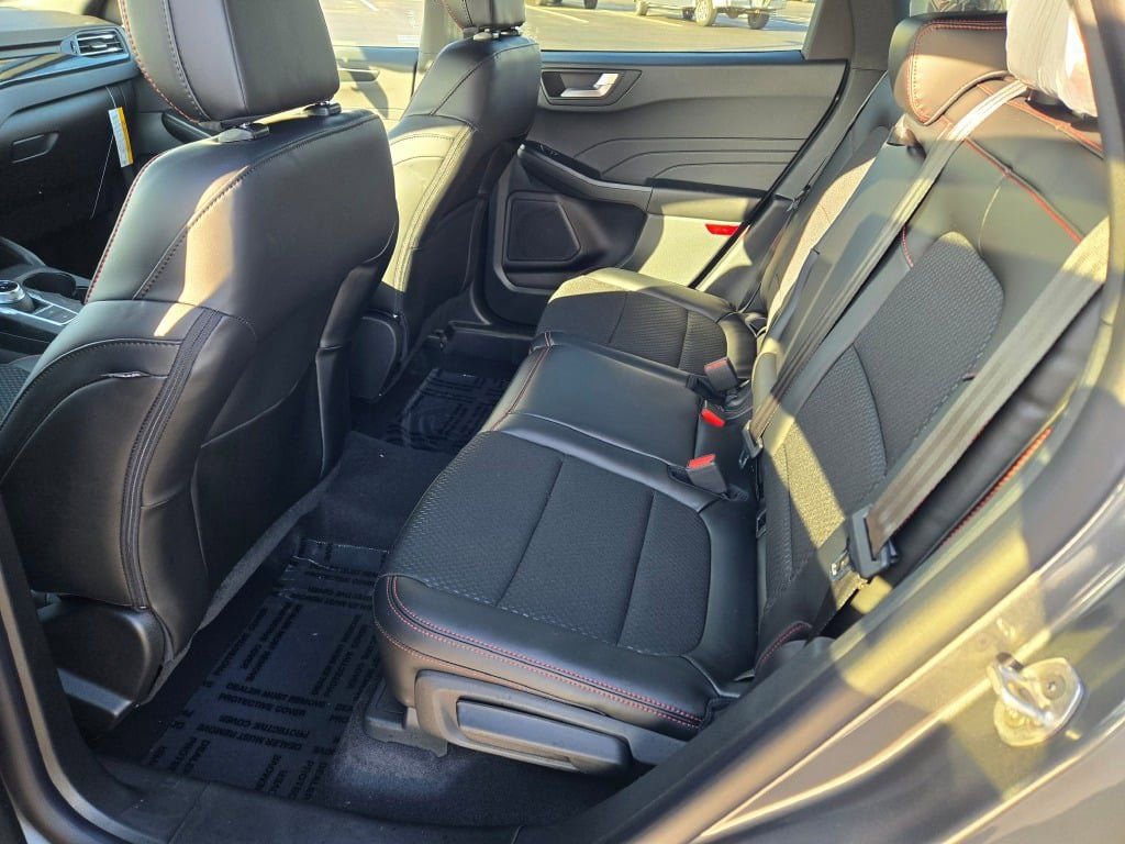 New 2026 Ford Escape ST-Line w/ Tech Pack #1 image 14