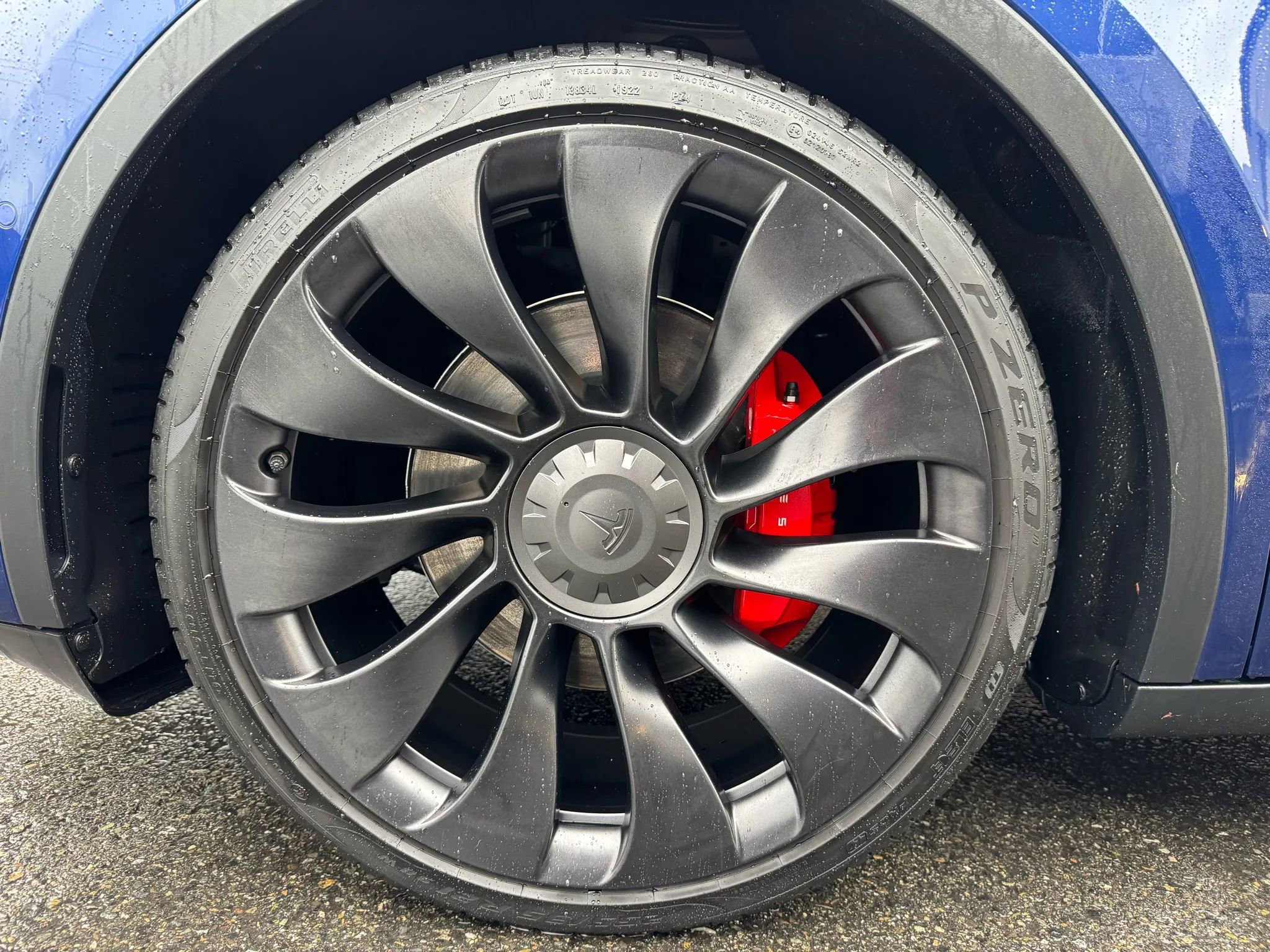 Used 2022 Tesla Model Y Performance image 18