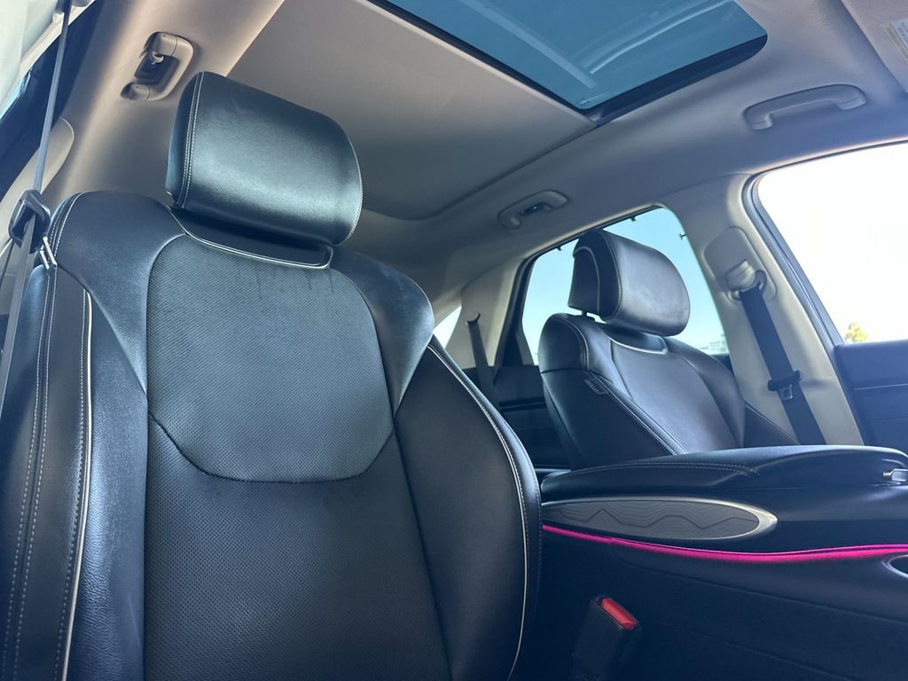 Used 2023 Genesis GV70 2.5T Advanced w/ Advanced Package image 18