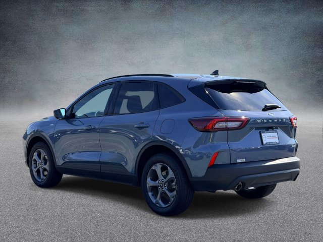 Used 2025 Ford Escape ST-Line Select AWD/4WD image 4