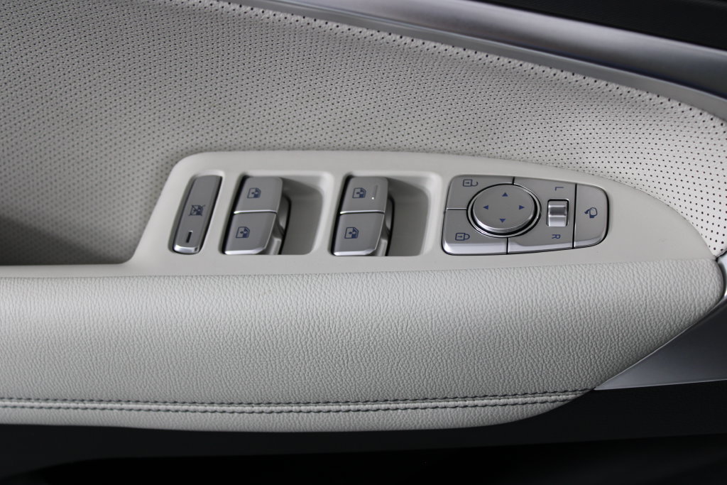 Used 2026 Genesis G70 3.3T Sport Prestige RWD image 21