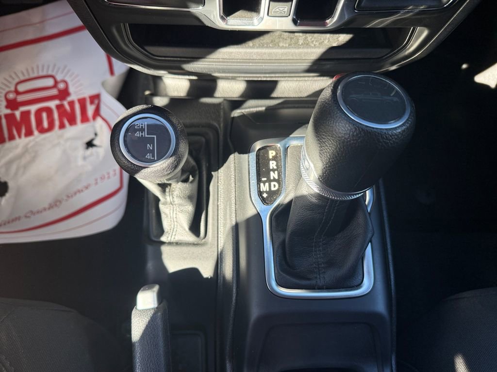 Used 2023 Jeep Gladiator Sport image 29