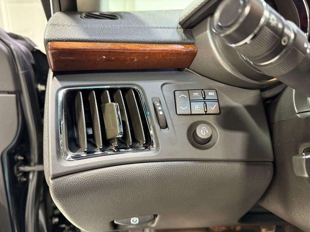 Used 2011 Cadillac CTS Premium RWD image 14