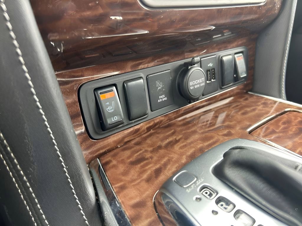 Used 2020 Nissan Armada SL image 26