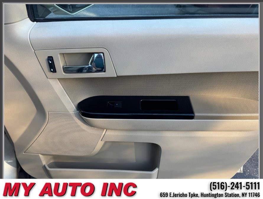 Used 2011 Ford Escape Limited w/ 301A Rapid Spec Order Code image 29