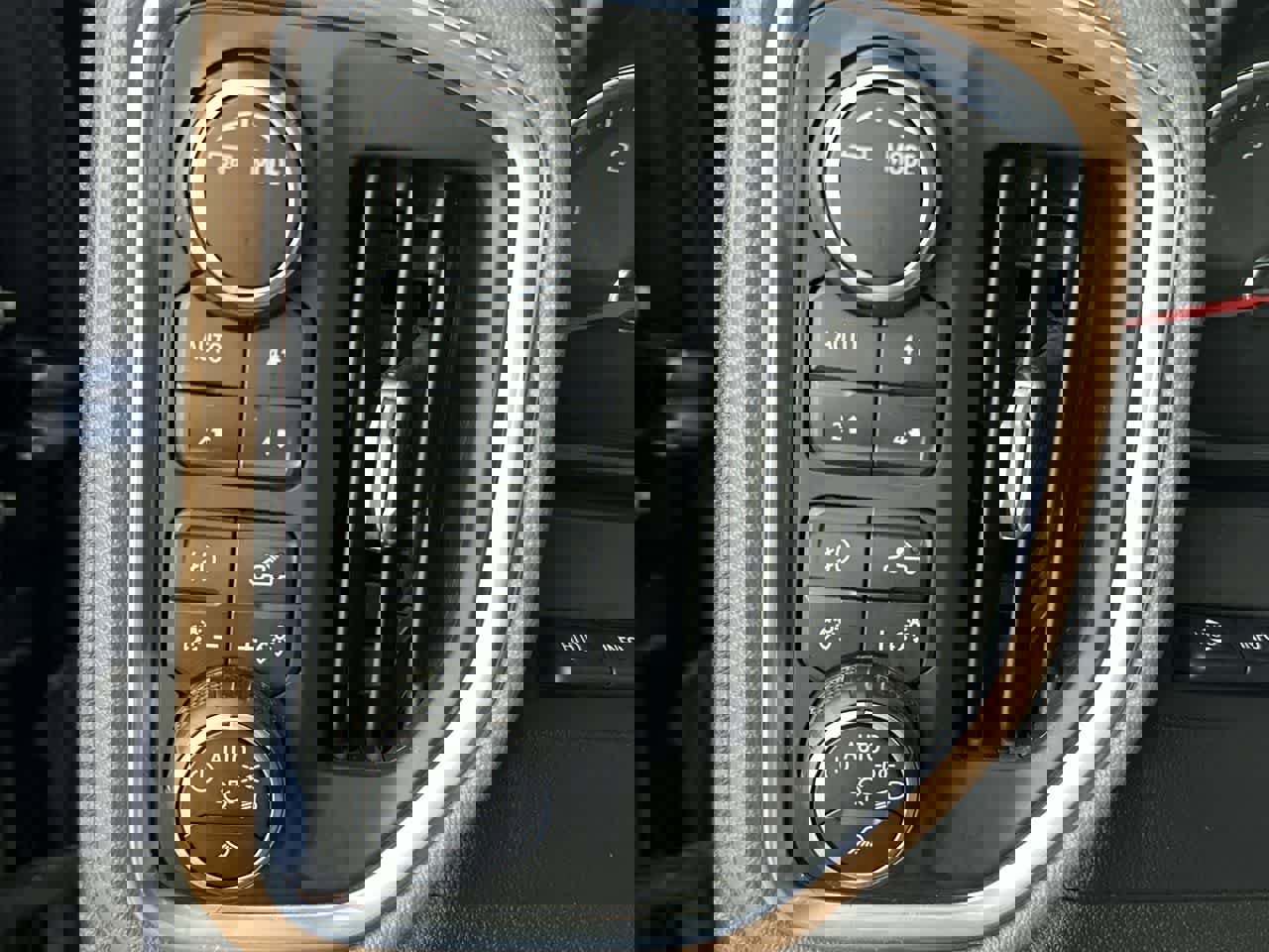 Used 2021 Chevrolet Silverado 2500 High Country w/ Z71 Off-Road Package image 30