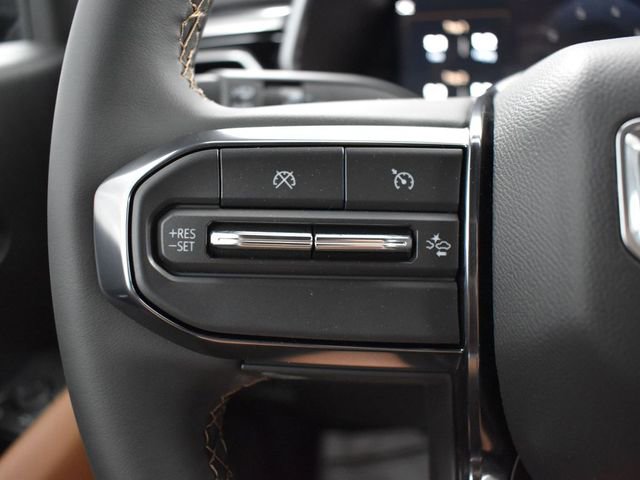 Used 2025 GMC Canyon AT4 image 14