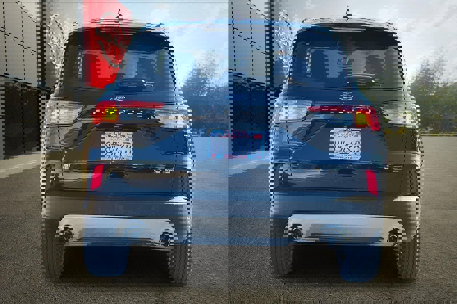 Used 2021 Ford Escape SE w/ Cold Weather Package image 8