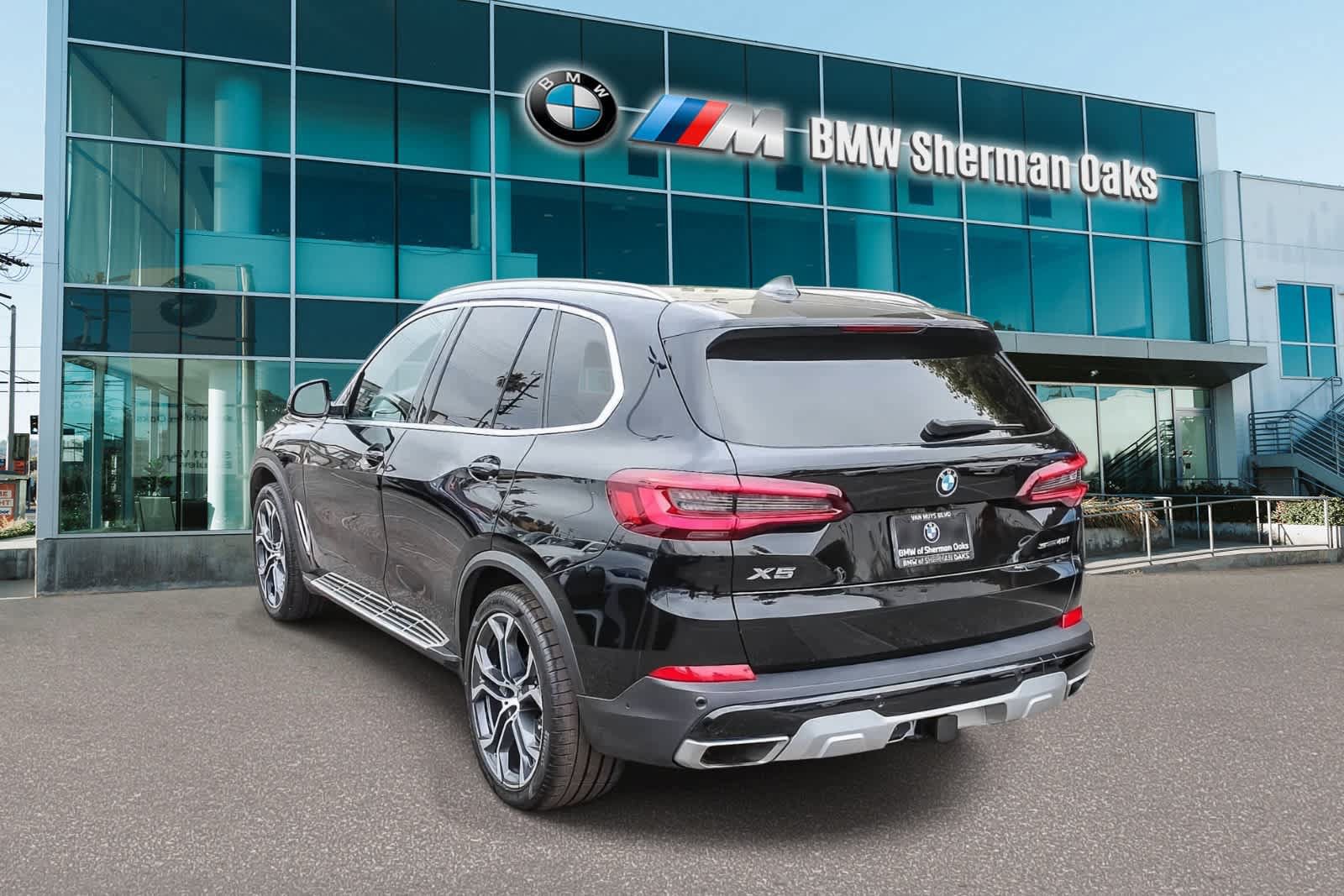 Used 2022 BMW X5 sDrive40i w/ Premium Package RWD image 6