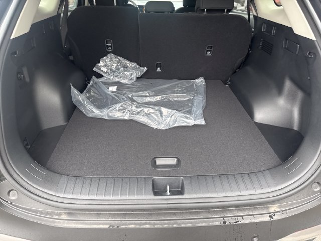 New 2027 Kia Sportage S FWD image 14