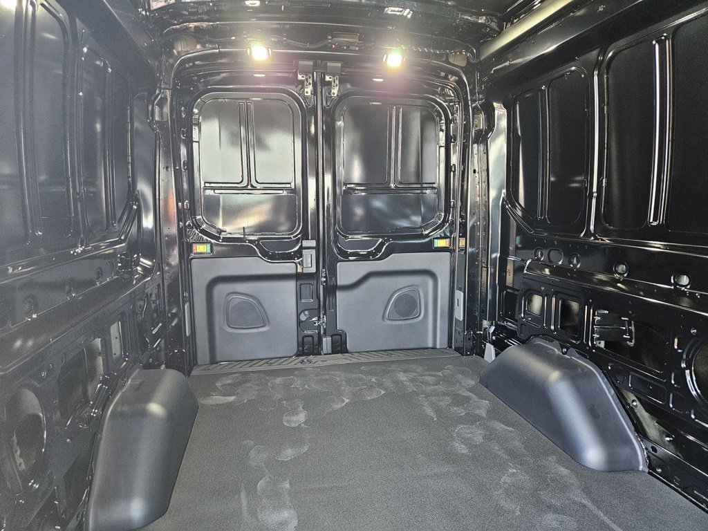 New 2026 Ford Transit 350 148 Medium Roof AWD image 22