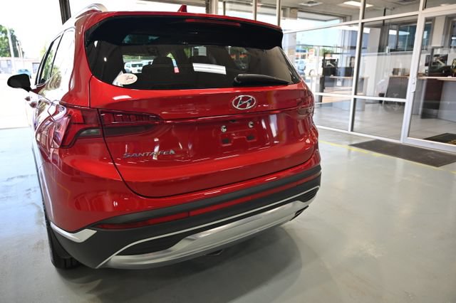 Used 2022 Hyundai Santa Fe SEL w/ Convenience + Premium Package FWD image 5