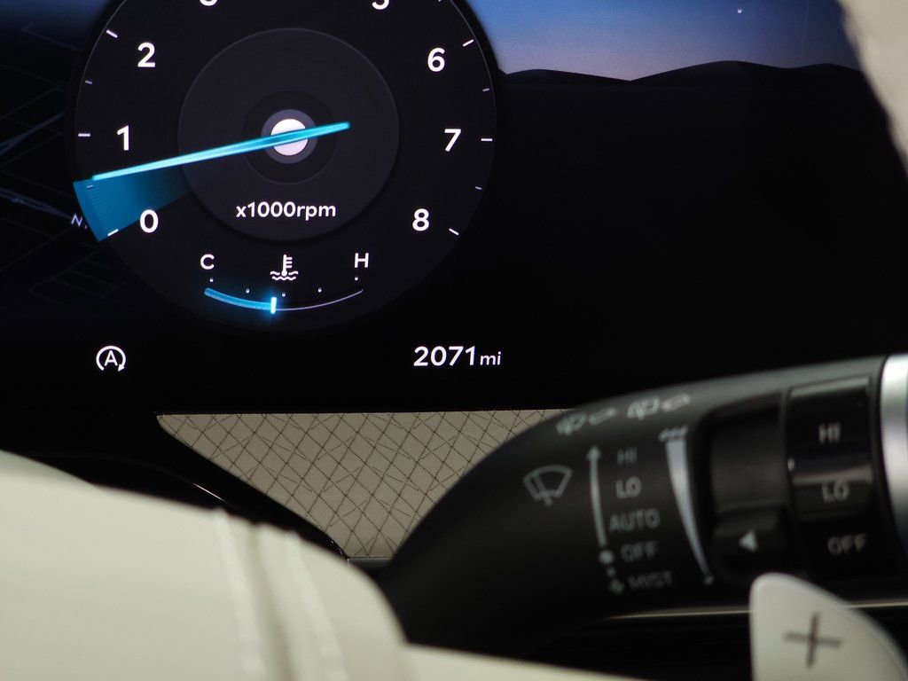 Used 2025 Genesis GV80 3.5T Prestige image 25