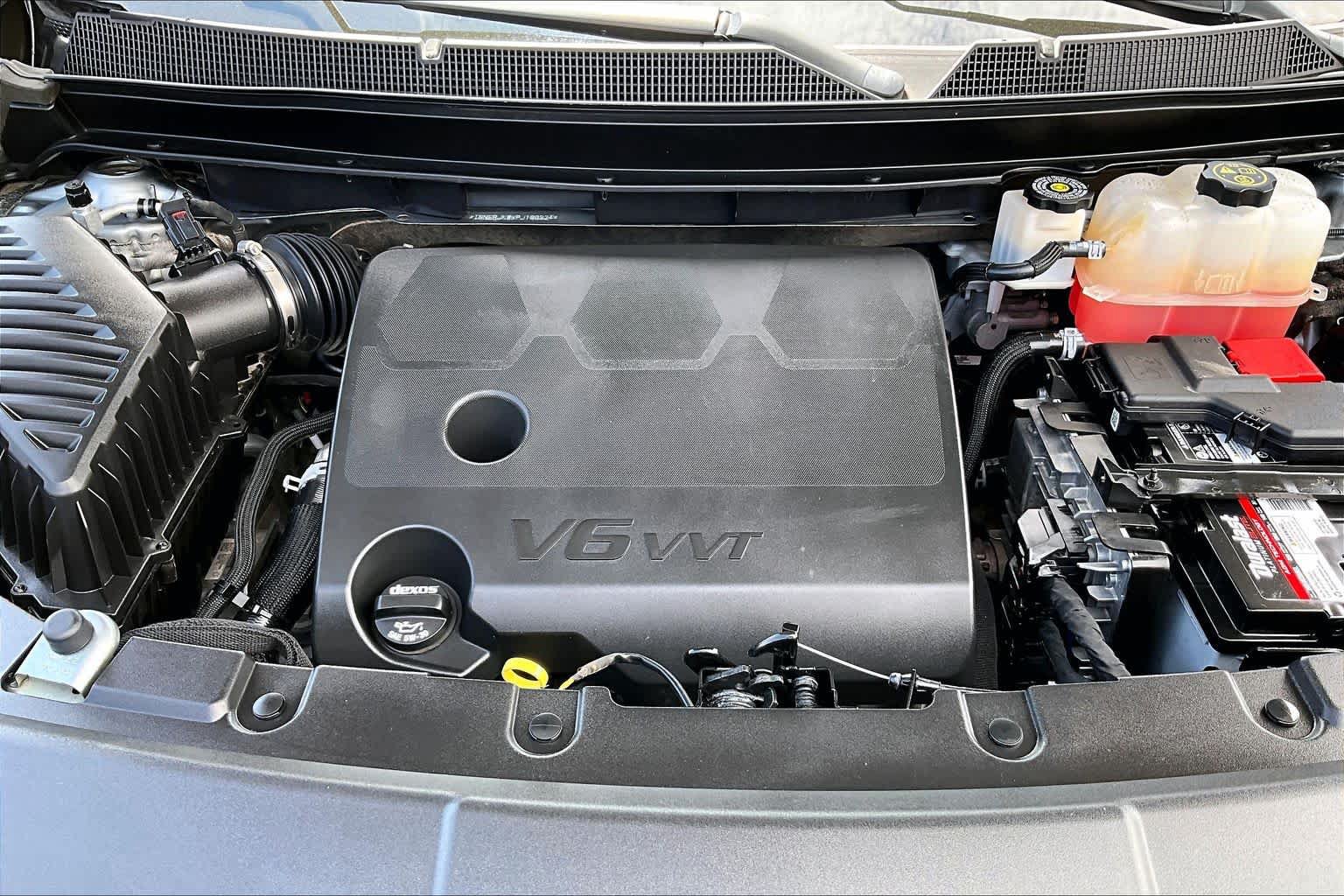 Used 2023 Chevrolet Traverse RS w/ LPO, Floor Liner Package FWD image 31