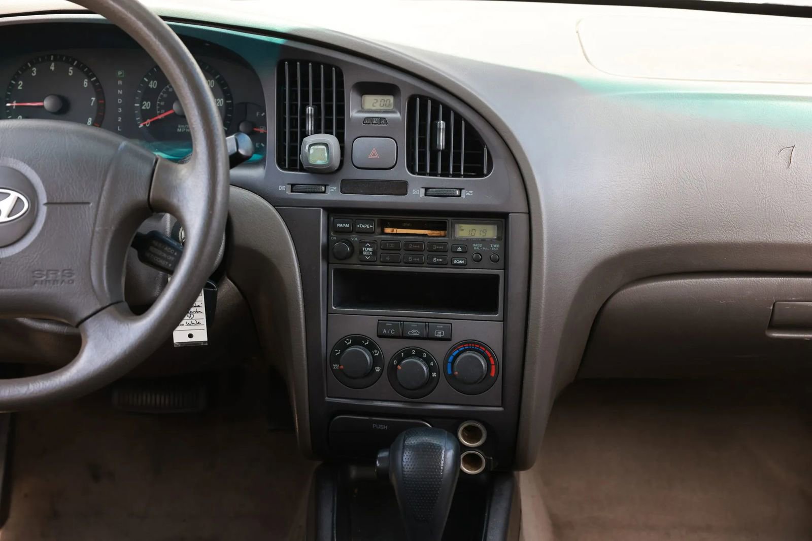 Used 2005 Hyundai Elantra GLS FWD image 32