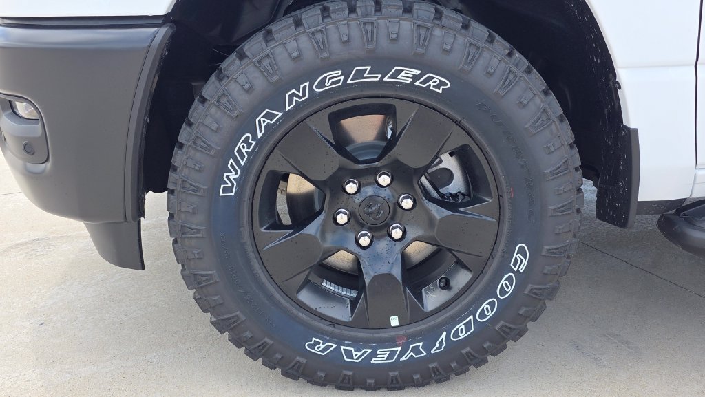 New 2026 RAM 1500 Warlock AWD/4WD image 11