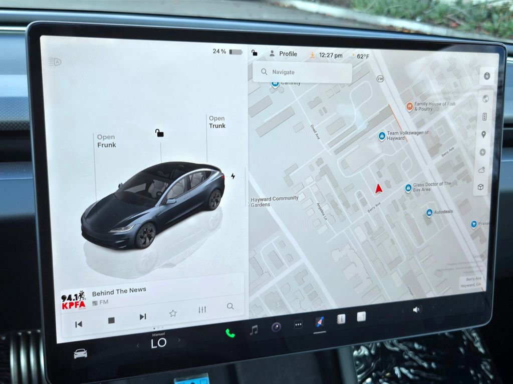 Used 2025 Tesla Model 3 Performance image 22