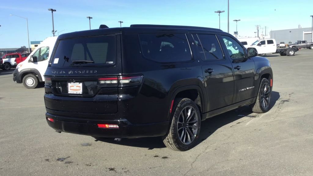 New 2025 Jeep Grand Wagoneer L Series II Obsidian w/ Quick Order Packagew 28T image 8