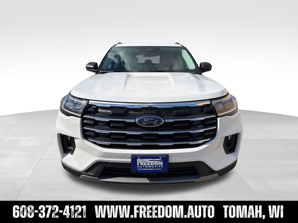 New 2026 Ford Explorer Active w/ Active Comfort Package AWD/4WD image 10