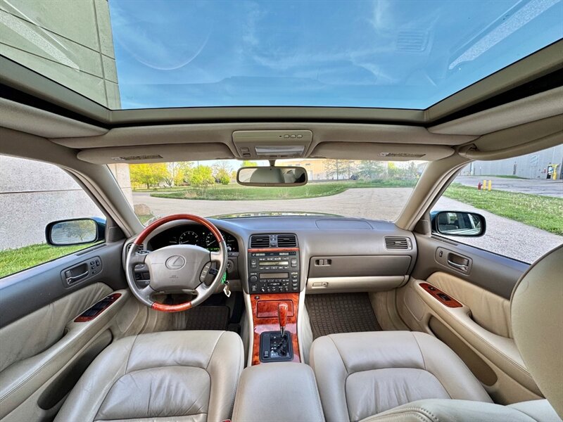 Used 2000 Lexus LS 400 RWD image 13