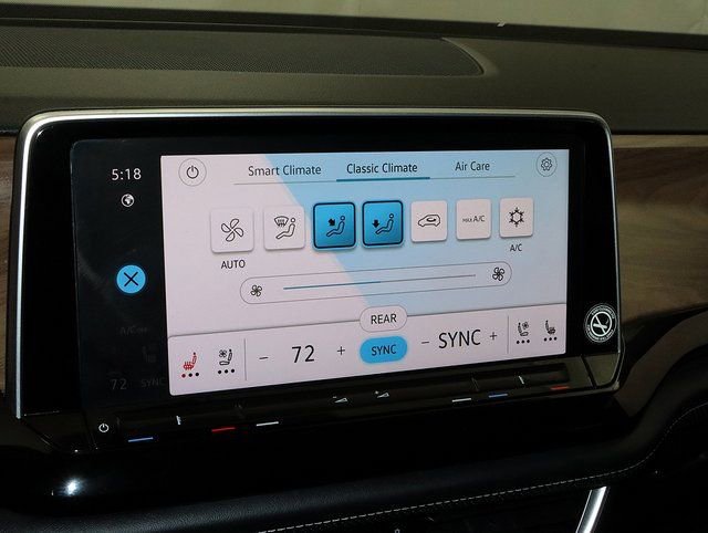 Used 2024 Volkswagen Atlas SE image 19