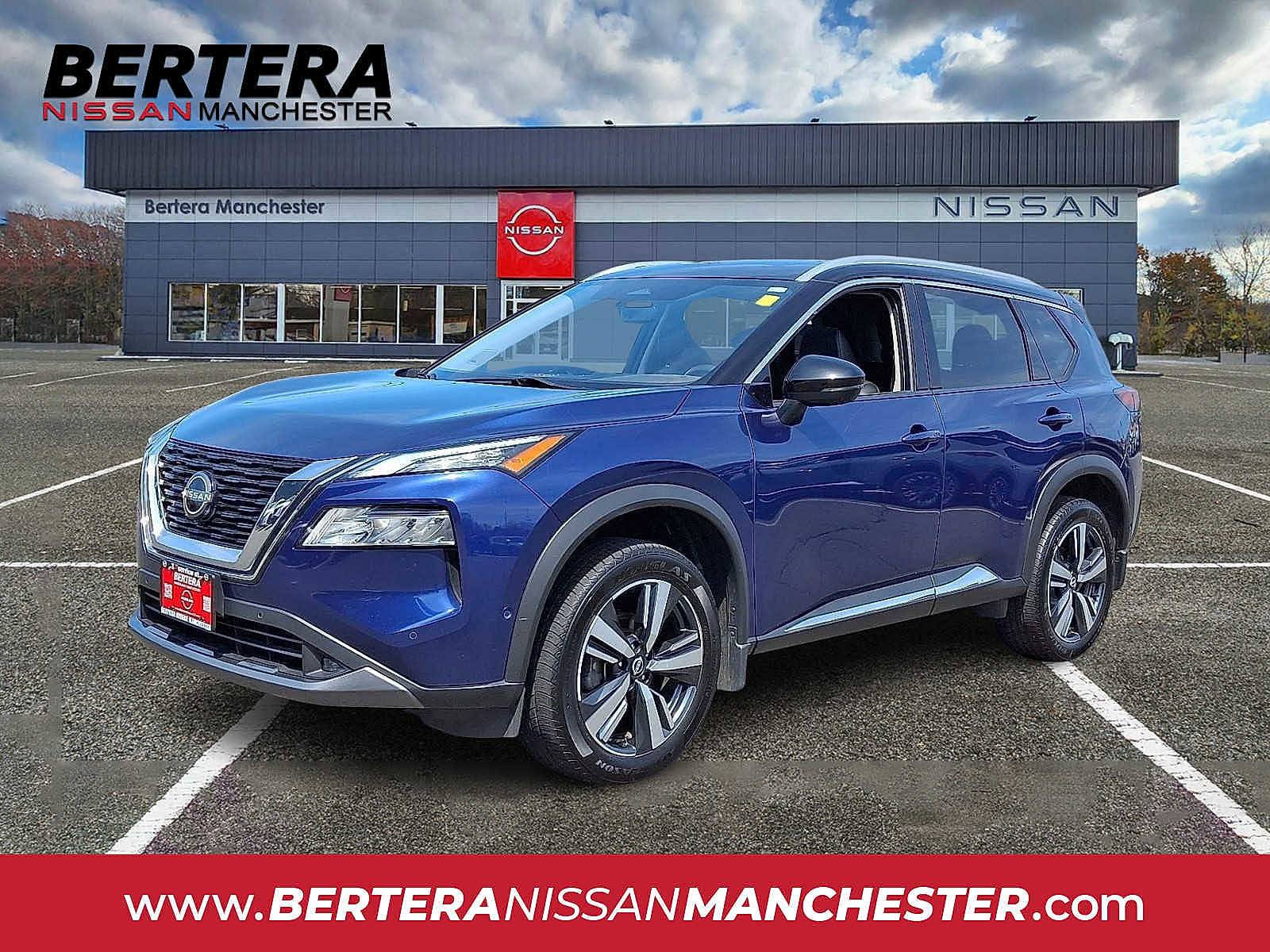 Used 2022 Nissan Rogue SL w/ SL Premium Package image 1