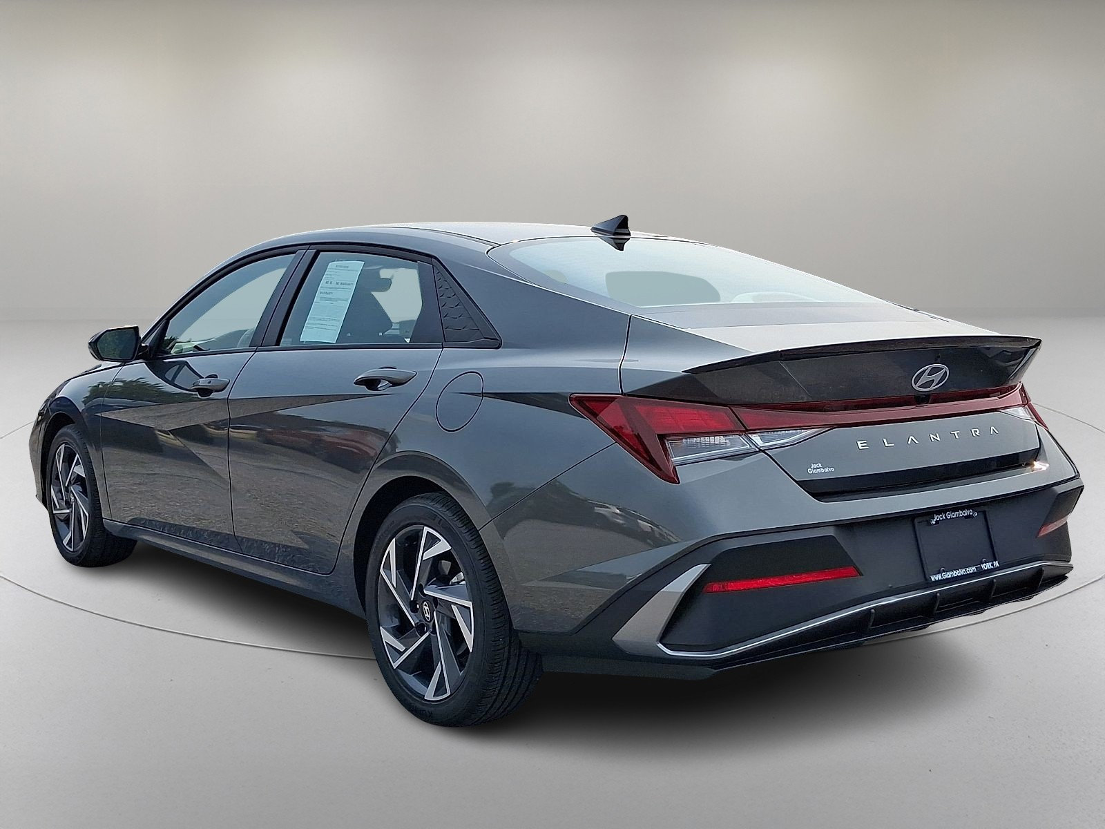 Certified 2025 Hyundai Elantra Sport FWD image 7