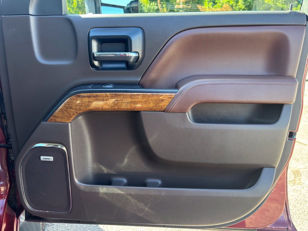 Used 2014 Chevrolet Silverado 1500 High Country w/ High Country Premium Package AWD/4WD image 28